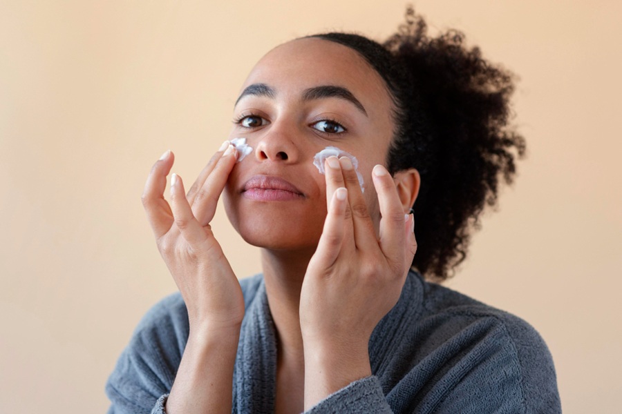 woman doing skincare. organic skincare